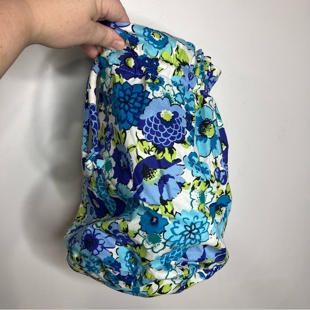 Vera Bradley lined dry‎ bag in Blueberry blooms drawstring closure
